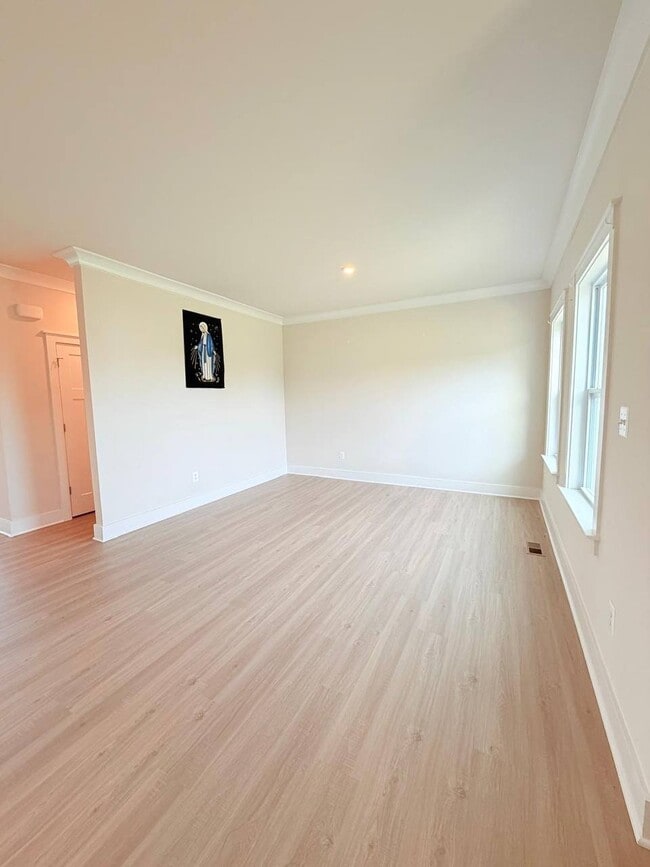 Photo - 9080 Piney Mountain Rd