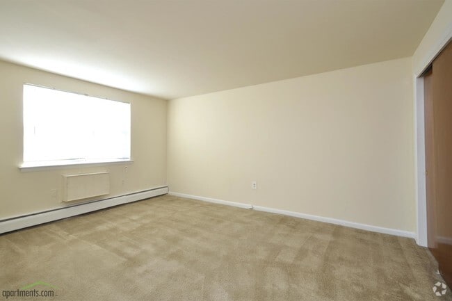 Bedroom - Parkview Court