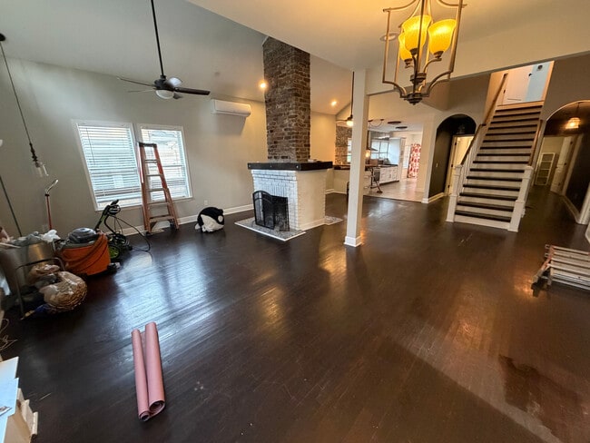 Photo - Room in House on Dill Ave SW