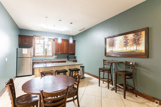 Clubroom - Seasons of Layton