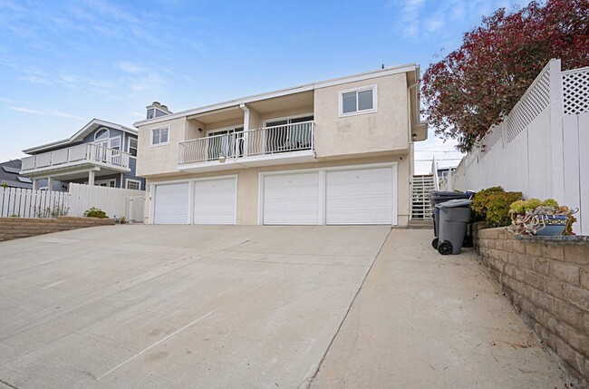 Photo - 1959 Montgomery Ave Townhome