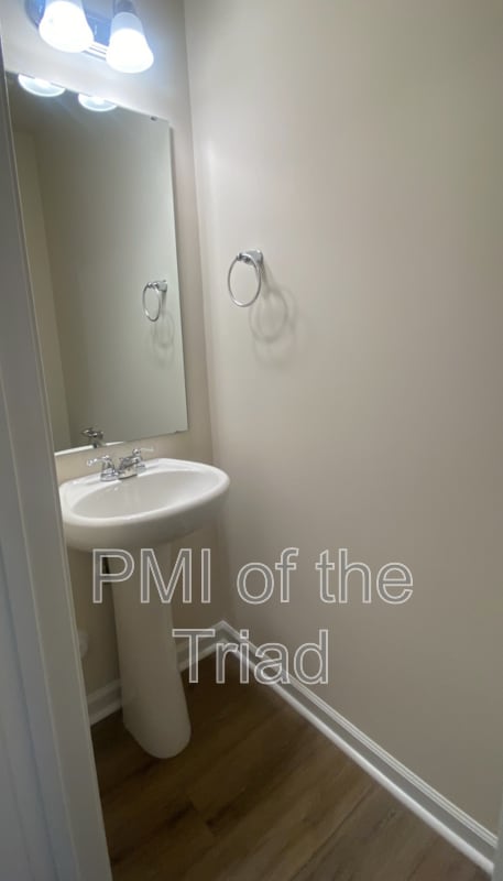 Photo - 4003 Beckton Trl