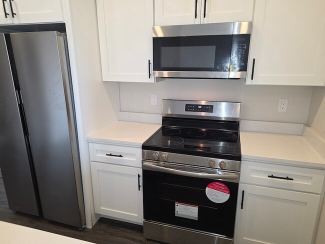 64 Tolman St Unit 7