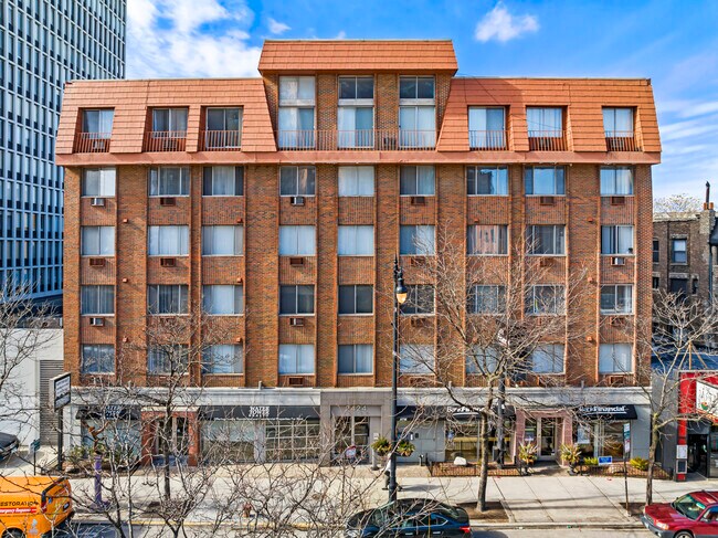 2424 N.Clark