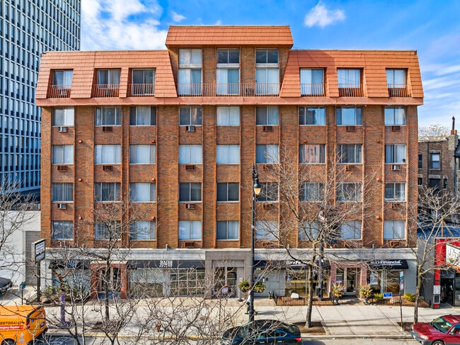 Photo - 2424 N.Clark