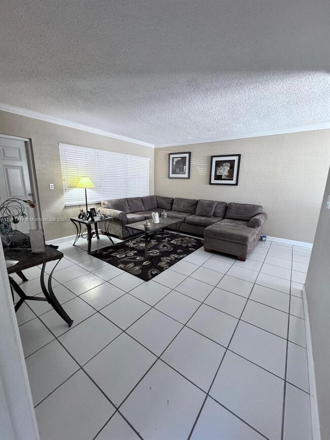 Photo - 2451 NE 49th St Unit 213