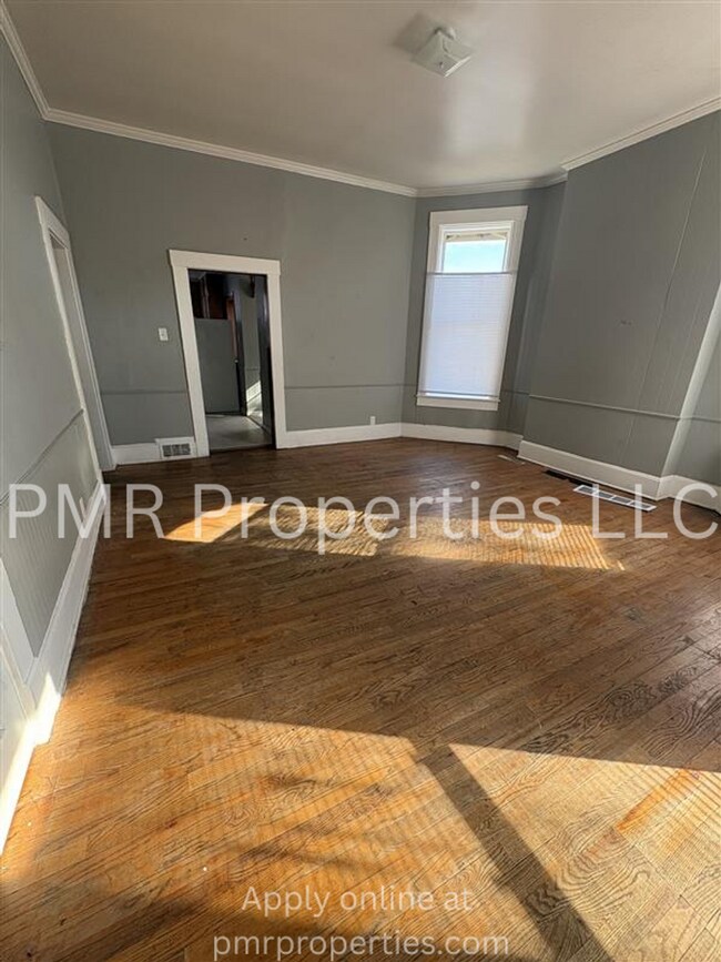 Photo - 901 S 14th St Unit 1