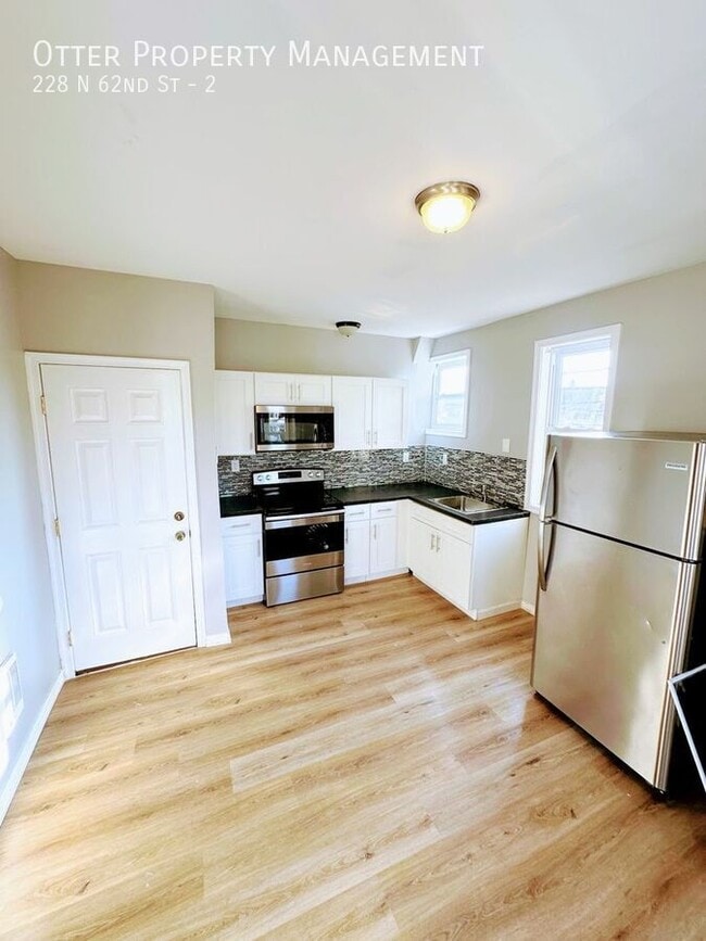 Building Photo - 228 N 62nd St Unit 2 Rental