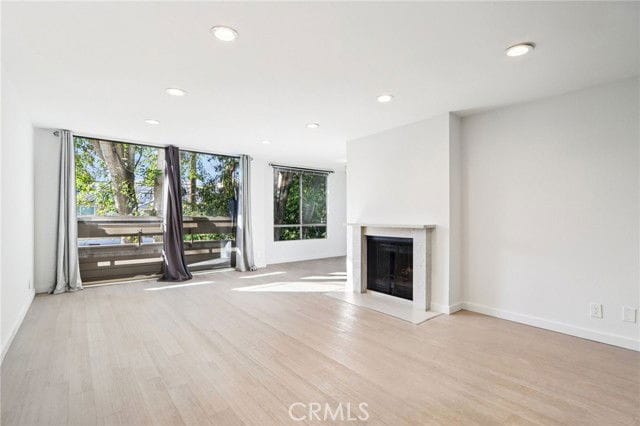 Photo - 403 N Oakhurst Dr