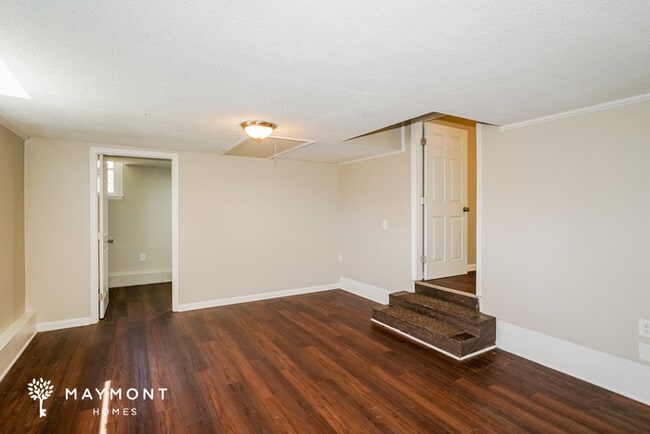 Photo - 4873 Everest Dr