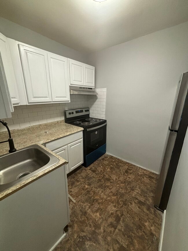 Updated kitchen in 2-bedroom