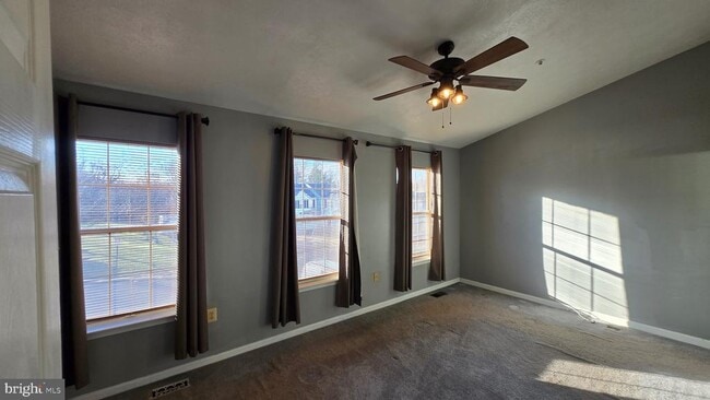 Photo - 6565 Ronald Rd