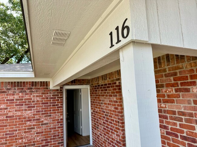 Building Photo - G 116-118 Gruver Circle Unit 116 Rental