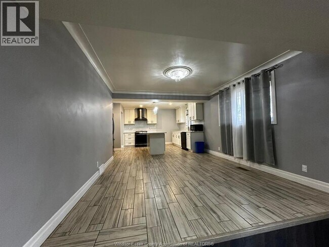 Photo - 1770 Partington Ave