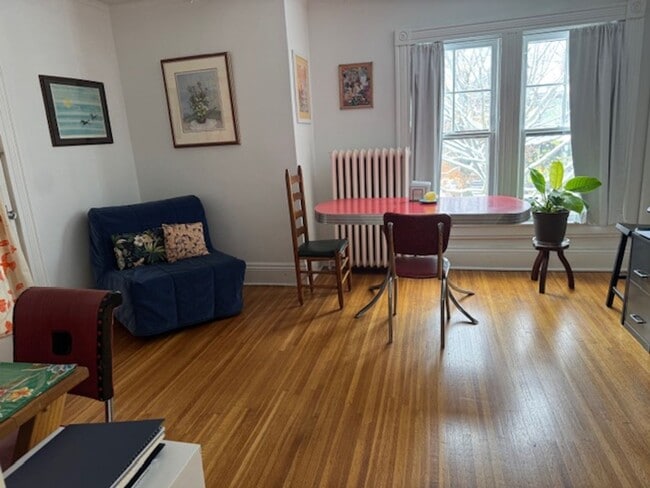 Photo - 775 University Ave Unit Apt 2