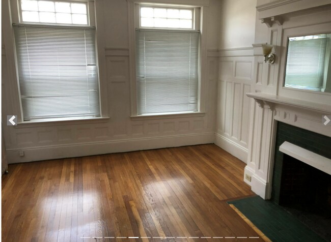 Photo - 1905 Beacon St