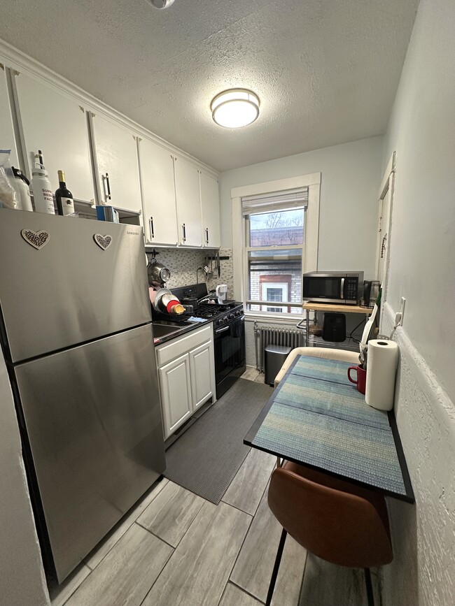 Building Photo - 26 Chiswick Rd Unit 1