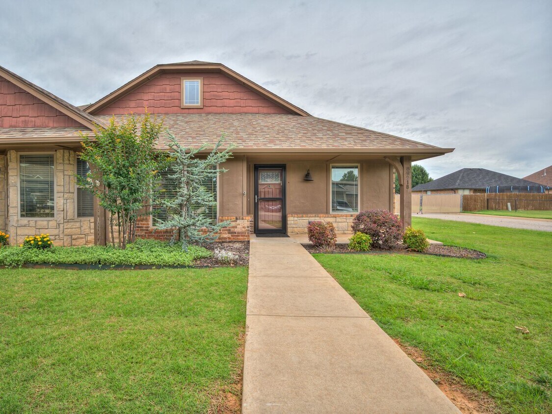 Photo - 8921 SW 55th Street