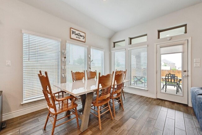 Photo - 132 Cyrus Milton Dr