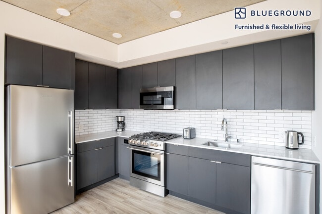 Photo - 210 8th Ave N Unidad FL21-ID501