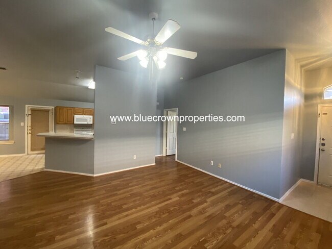Photo - 1321 W Branch Hollow Dr