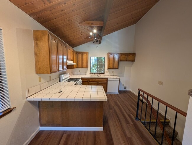 Photo - 0124 Unit 2046