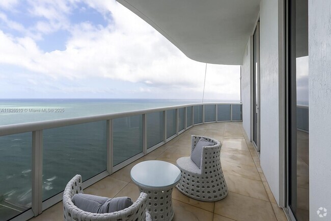 Building Photo - 15811 Collins Ave Unit 4002 Rental