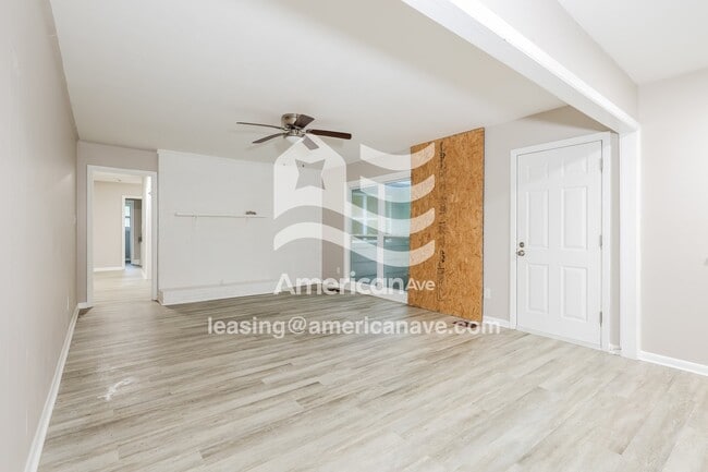 Photo - 1413 E Northside Dr