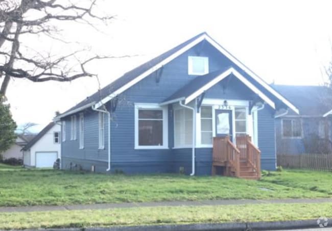 Building Photo - 4 Bedroom Home for Rent with Patio