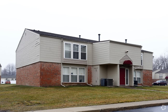 Building Photo - Hickory Woods Rental