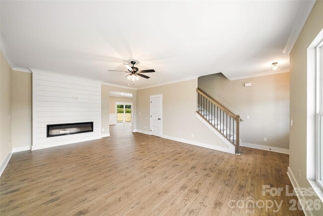 Photo - 818 N Rocky River Rd