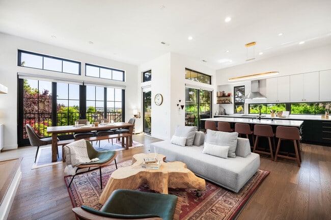 Photo - 3826 Meridian Ave N Unit ID1386575P