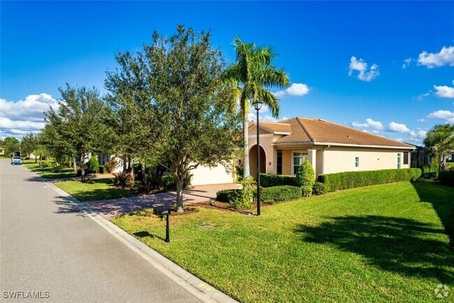 Building Photo - 13866 Woodhaven Cir Rental