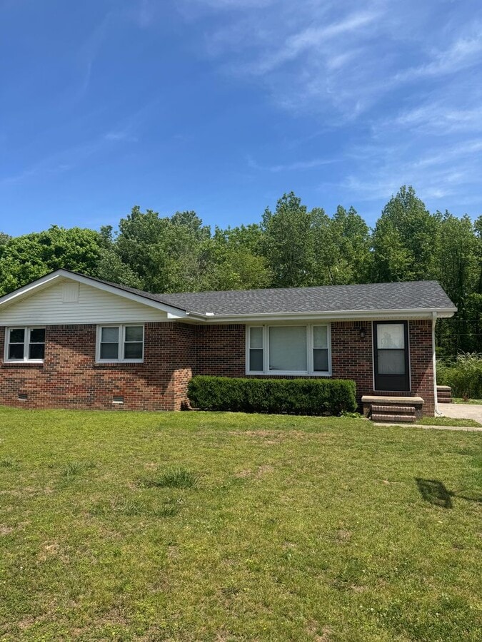 Photo - 586 Hutchens Rd Unit B