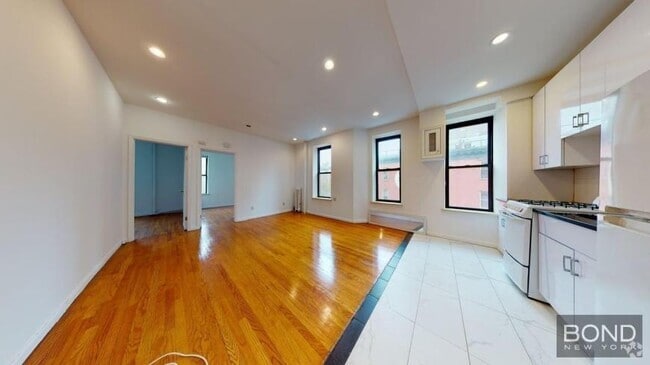 Building Photo - 3 bedroom in Manhattan NY 10003 Unit 10 Rental