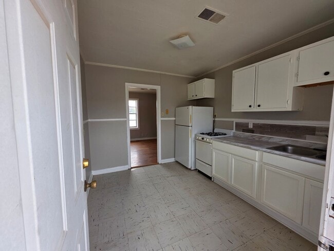 Photo - Forrest Park and Avalon Apartments