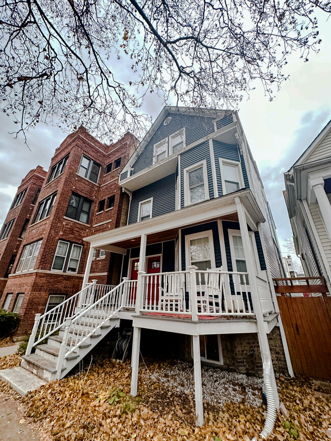 Building Photo - 1656 W Olive Ave Unit 3