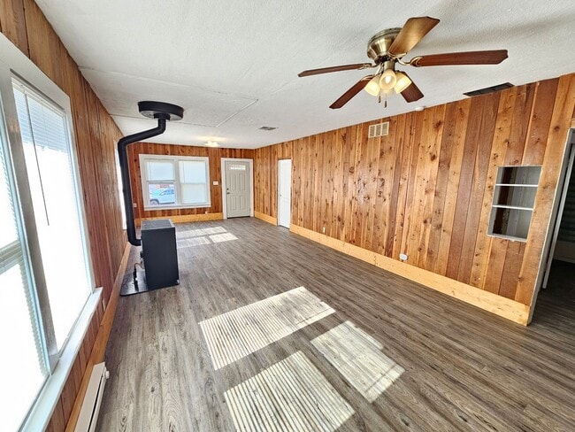Photo - 1802 Cove Ave