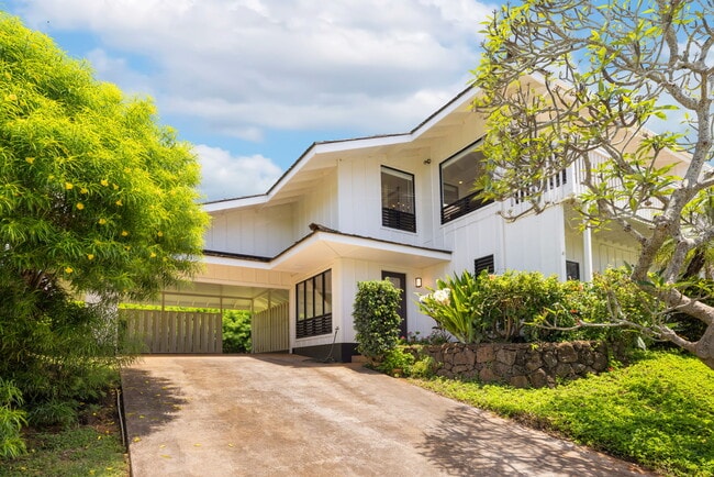 Photo - 2020 Pahoehoe St