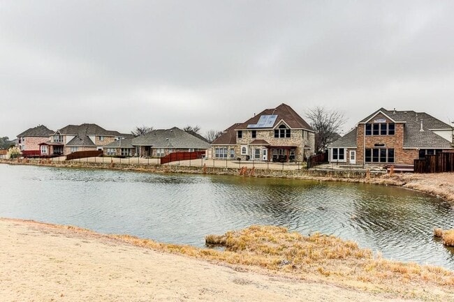 Photo - 5310 Lafayette Dr