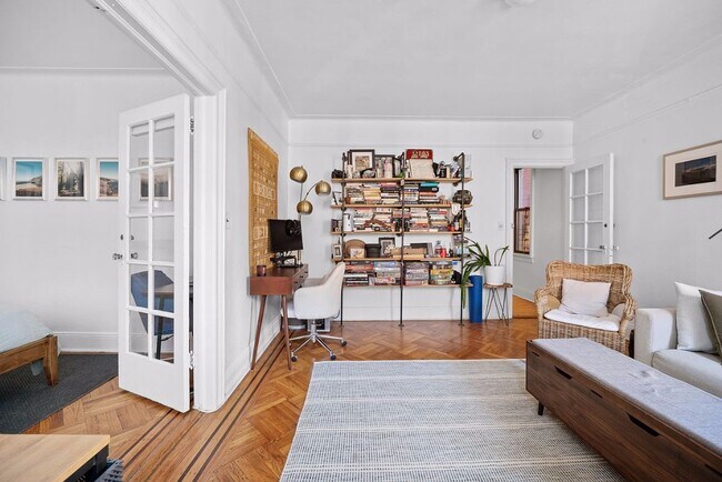 174 15th St Unit 5