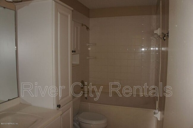 Photo - 849 Candleknoll Ln