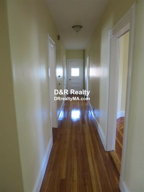 Photo - 2 Gilson Ter Unit 3