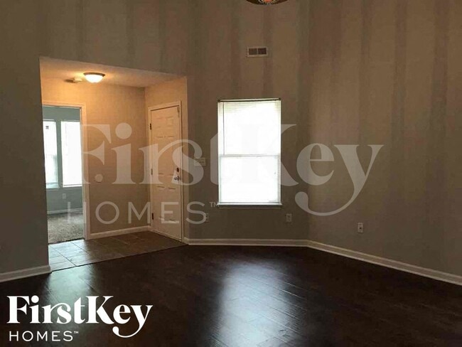 Photo - 5339 Greensward Ln