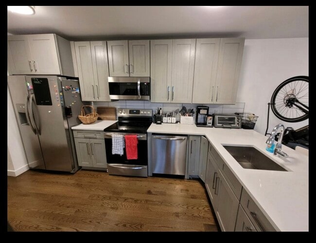 Building Photo - 3658 Waldo Ave Unit #1 Rental