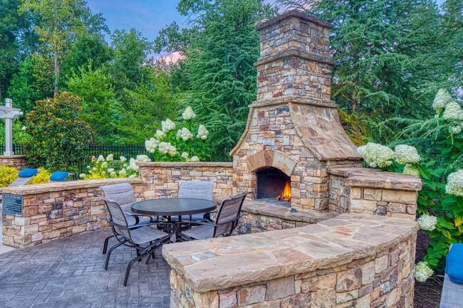 The Oaks at Johns Creek