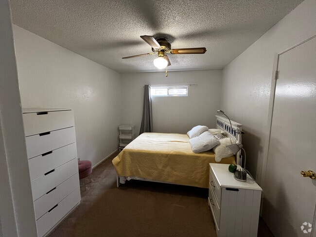 Building Photo - 13632 Garden Grove Ct Rental