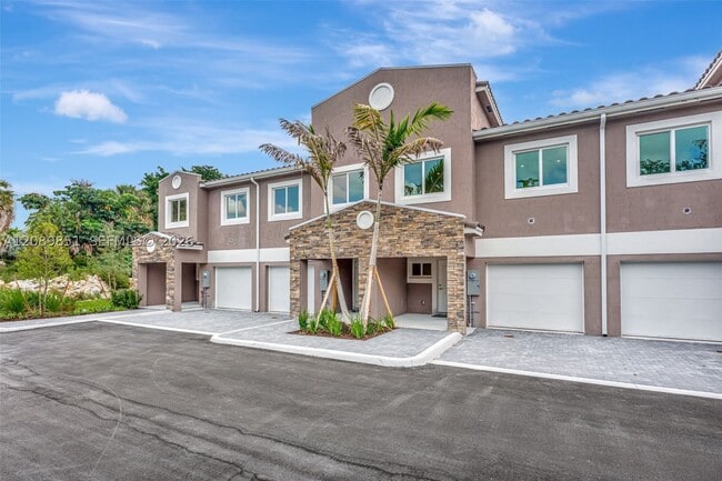 1533 NW 94th Ave