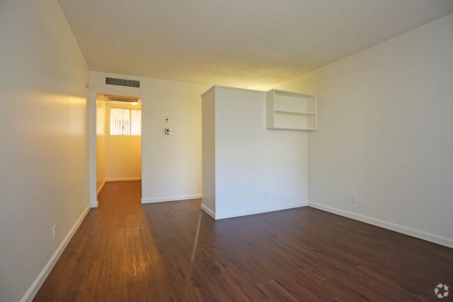 Academy Pointe Apartment Homes
