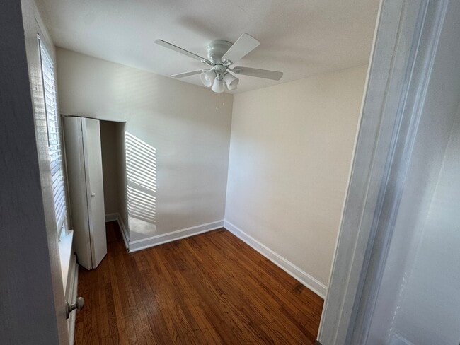 Photo - 3657 W Oakdale Ave